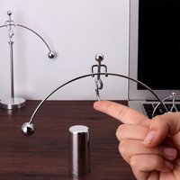 Kinetische Metalen Balans Slinger – Bewegende Bureaudecoratie voor Ontspanning, Focus en Stressvermindering